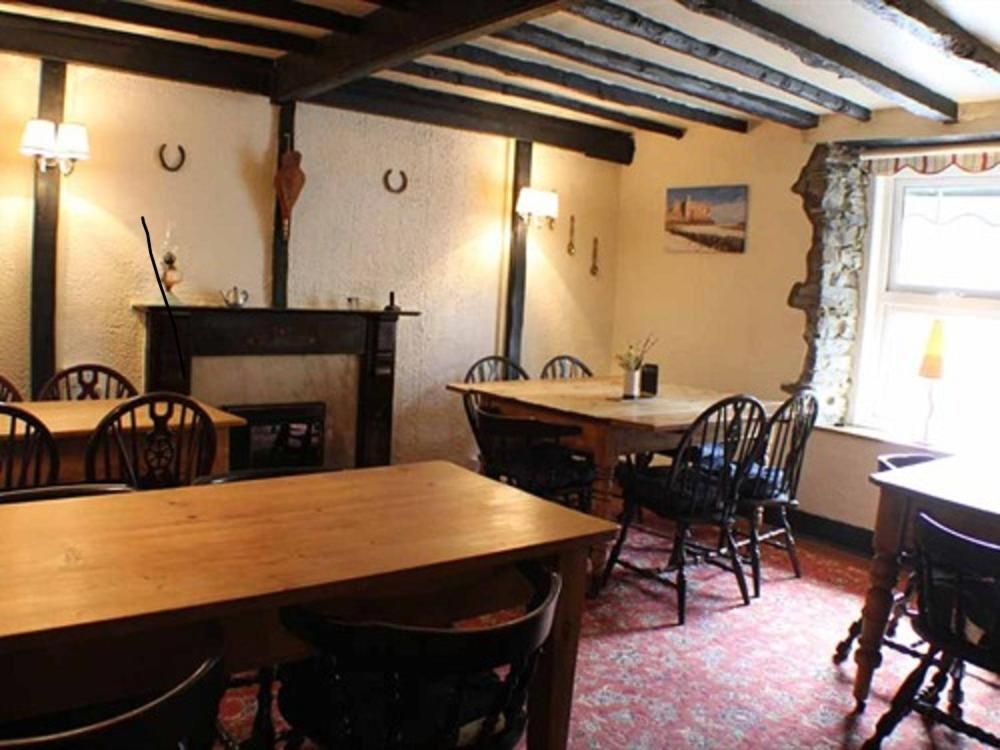 Afon Duad Inn Cwm-Duad الغرفة الصورة